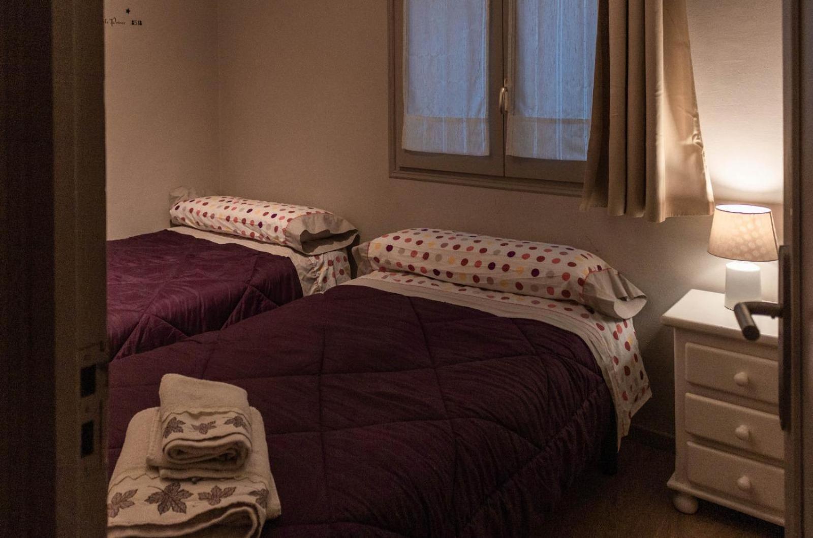 Acogedor Y Centrico Apartment ปุจเซร์ดา ภายนอก รูปภาพ